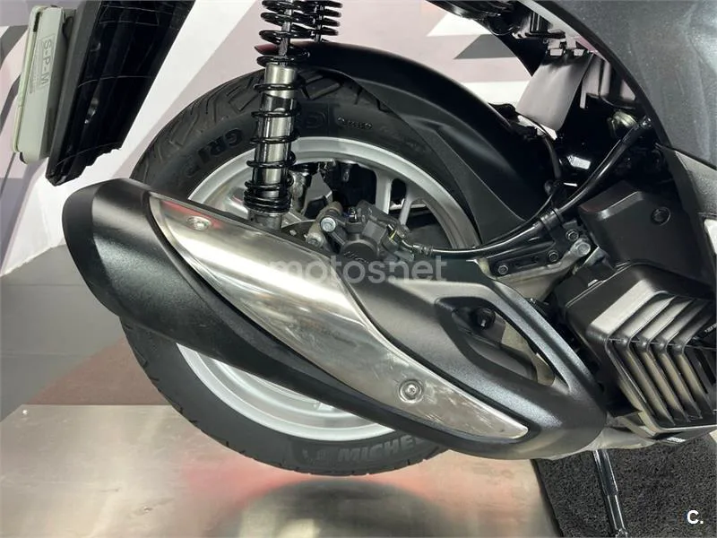 Honda SH 125i – Vista 12