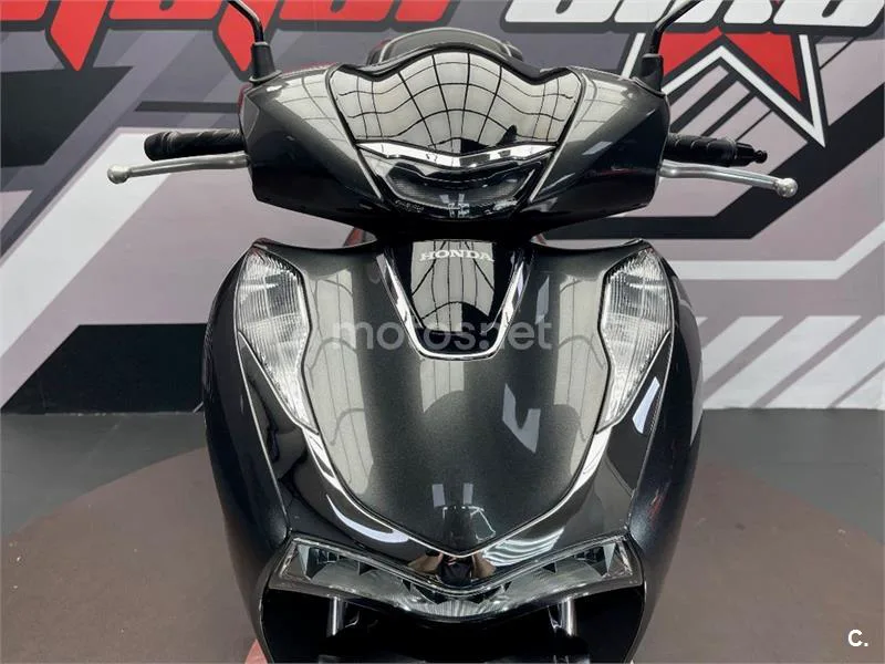 Honda SH 125i – Vista 15