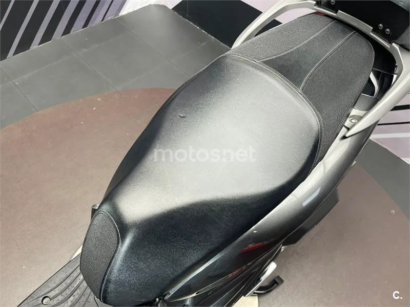 Honda SH 125i – Vista 16