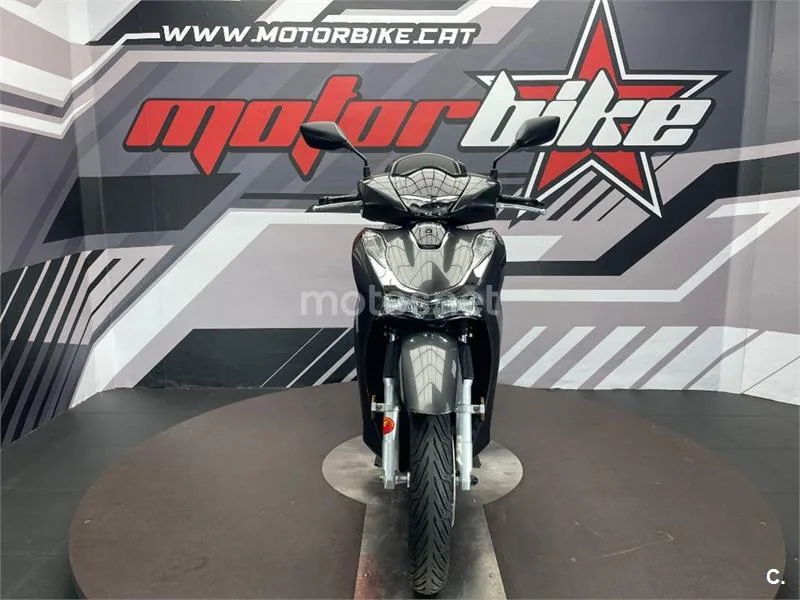 Honda SH 125i – Vista 3