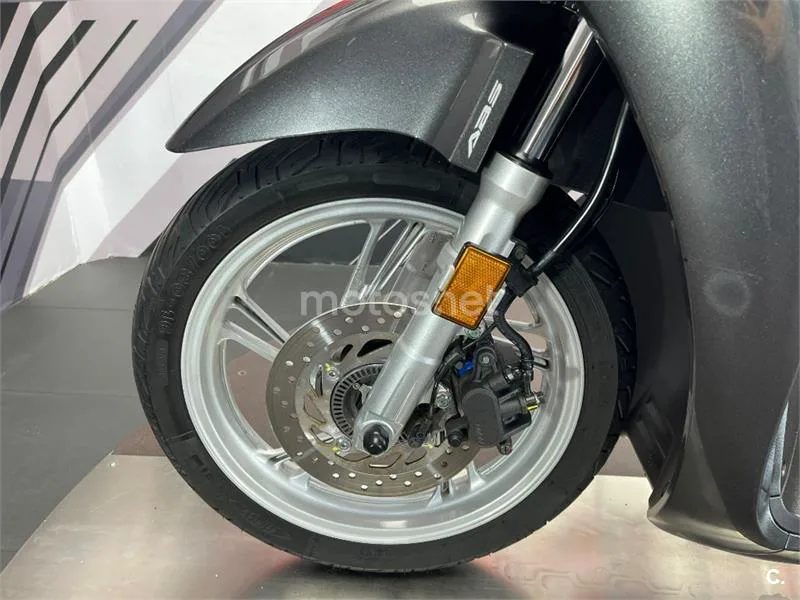 Honda SH 125i – Vista 22