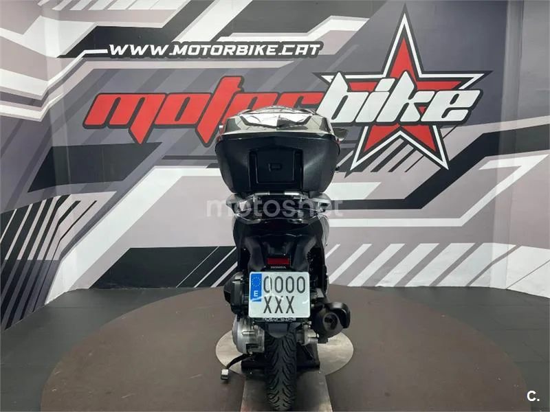 Honda SH 125i – Vista 4