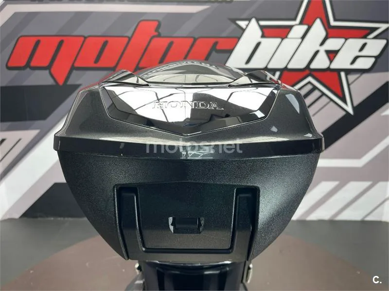 Honda SH 125i – Vista 10