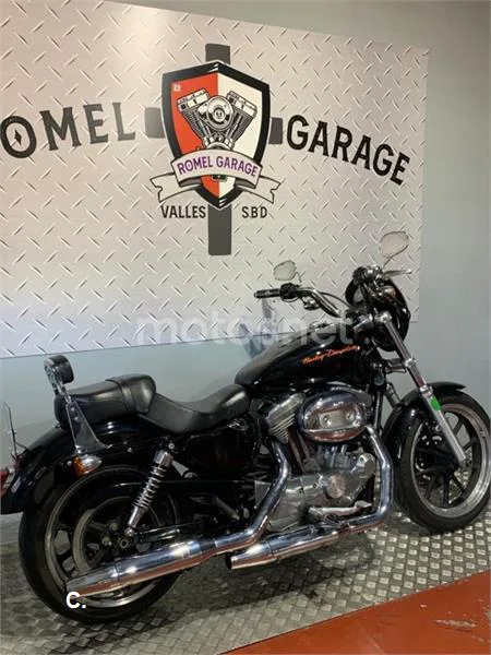 Harley-Davidson Sportster 883 – Vista 11