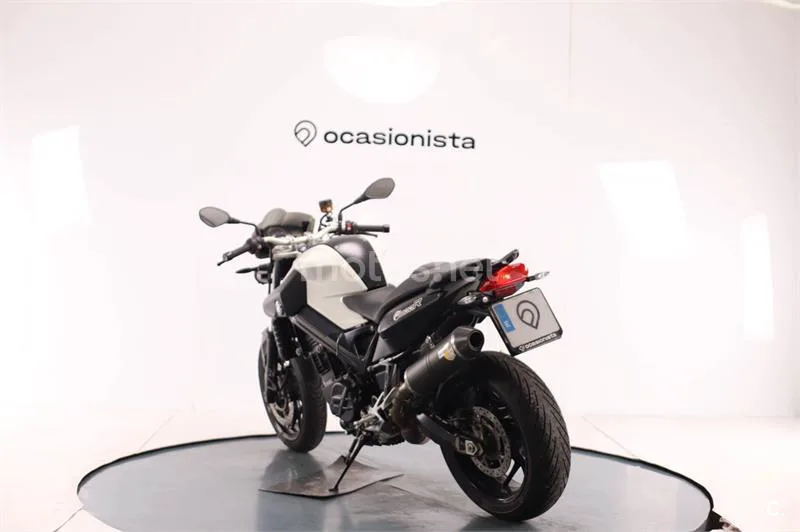 BMW F 800 R – Vista 3