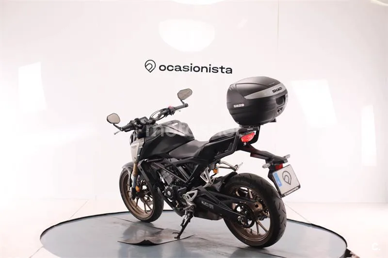Honda CB 125 R – Vista 3