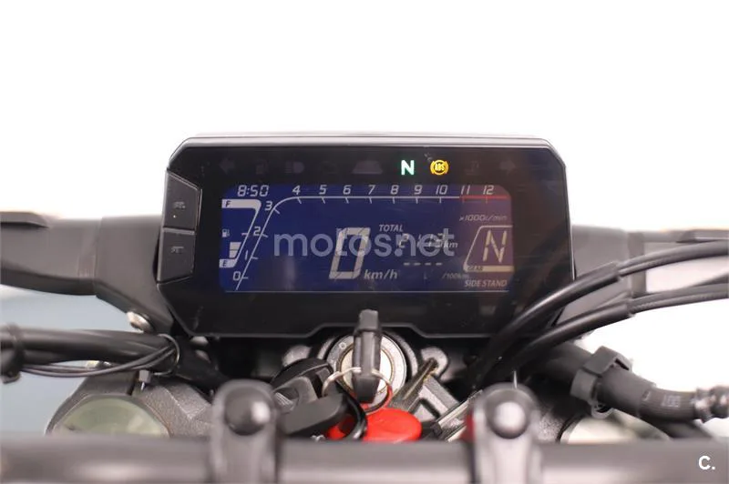 Honda CB 125 R – Vista 5