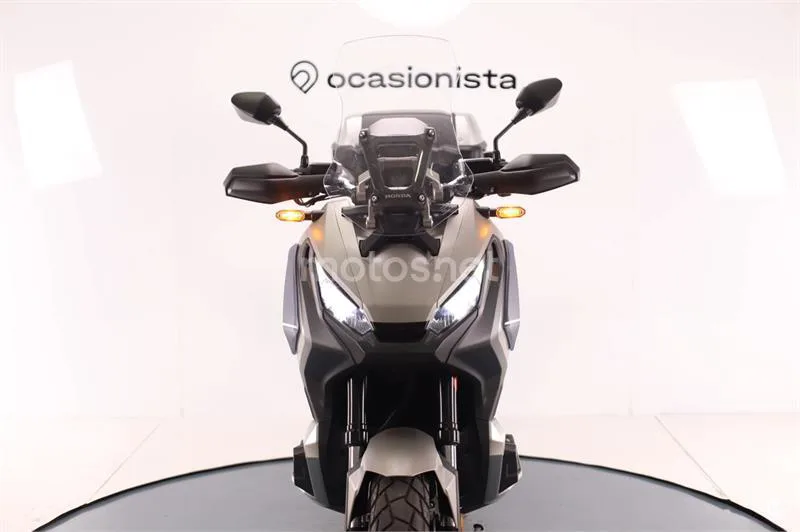 Honda X-ADV – Vista 6