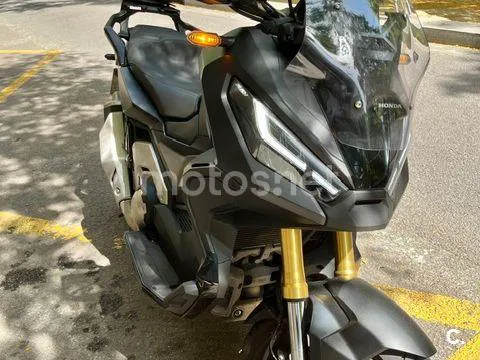 Honda X-ADV – Vista 4