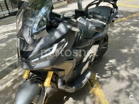 Honda X-ADV – Vista 6