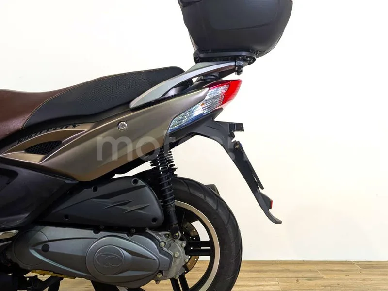 Kymco Agility City 125 – Vista 9
