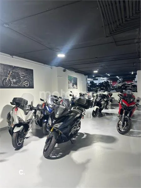 Kawasaki Ninja 1100 SX – Vista 18