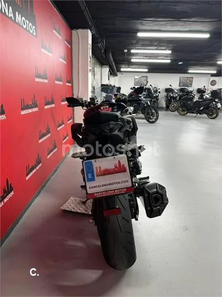 Kawasaki Ninja 1100 SX – Vista 6