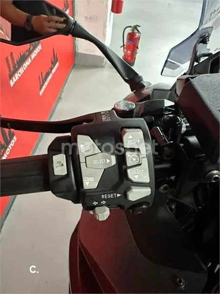 Kawasaki Ninja 1100 SX – Vista 9