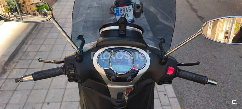 Piaggio Beverly 300 – Vista 11