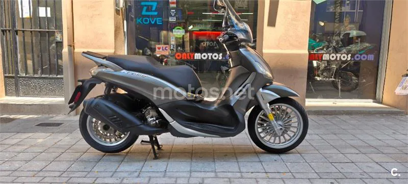 Piaggio Beverly 300 – Vista 3