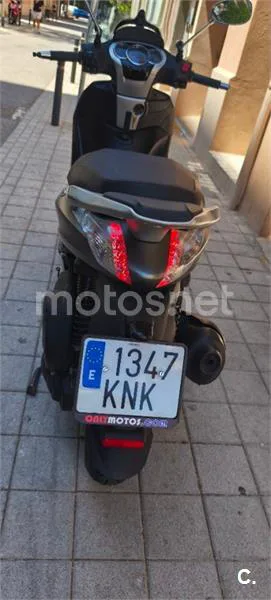 Piaggio Beverly 300 – Vista 22
