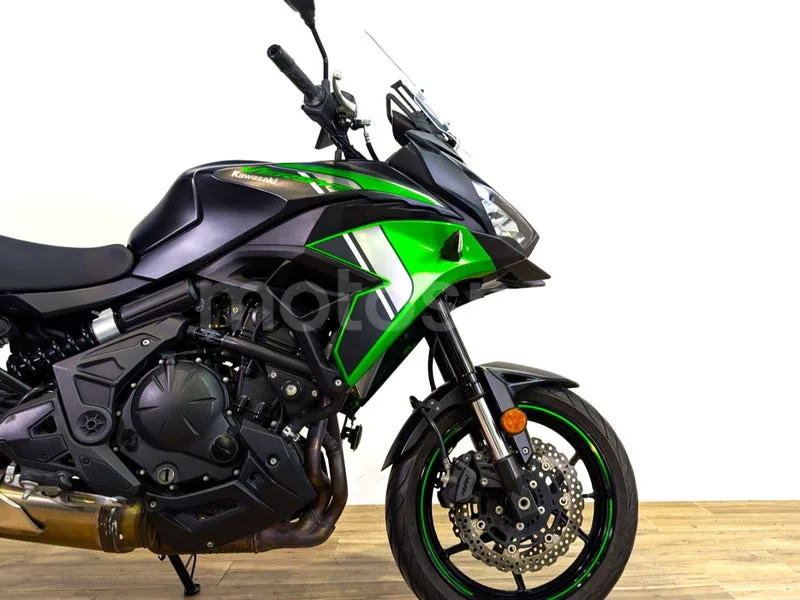 Kawasaki Versys – Vista 4