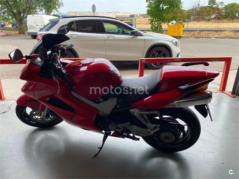 Honda VFR 800 – Vista 3