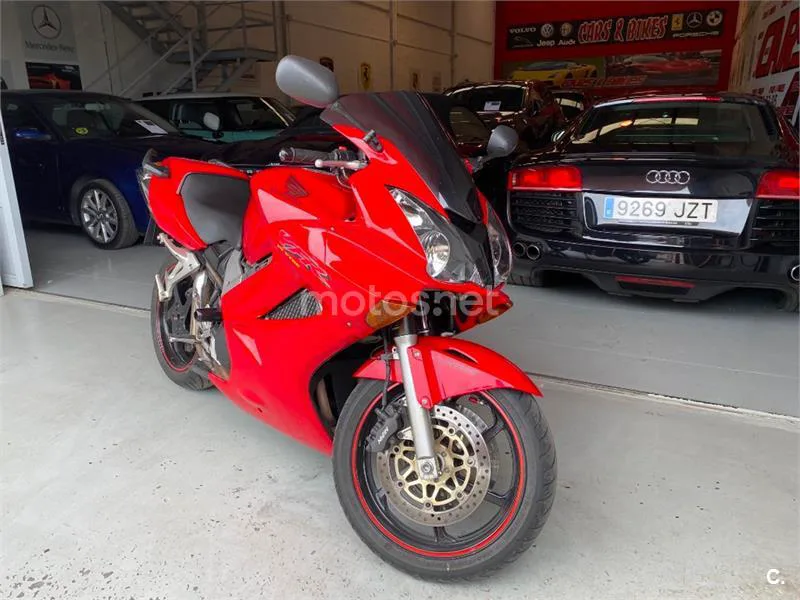 Honda VFR 800 – Vista 9