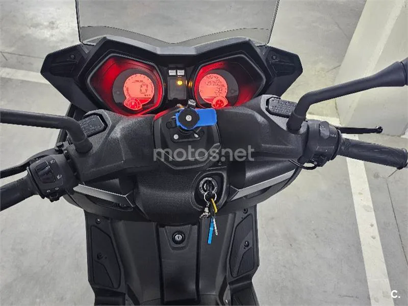 Yamaha XMAX 125 3000 € 2014 Madrid - 1
