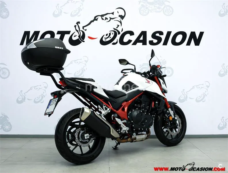 Honda CB 750 Hornet – Vista 3