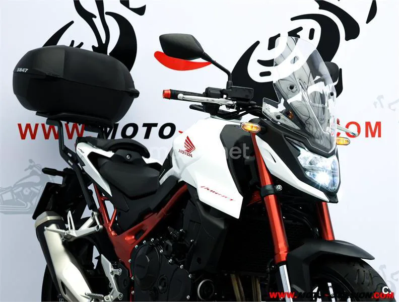 Honda CB 750 Hornet – Vista 4