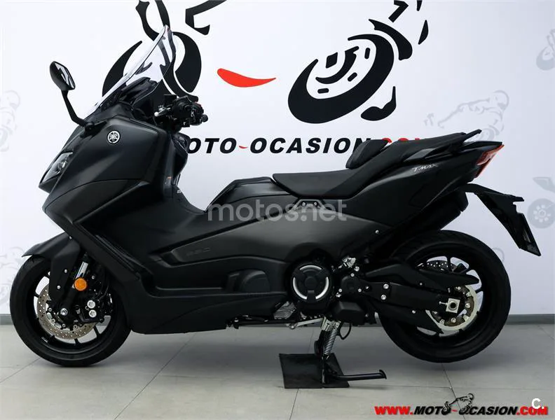 Yamaha TMAX – Vista 7