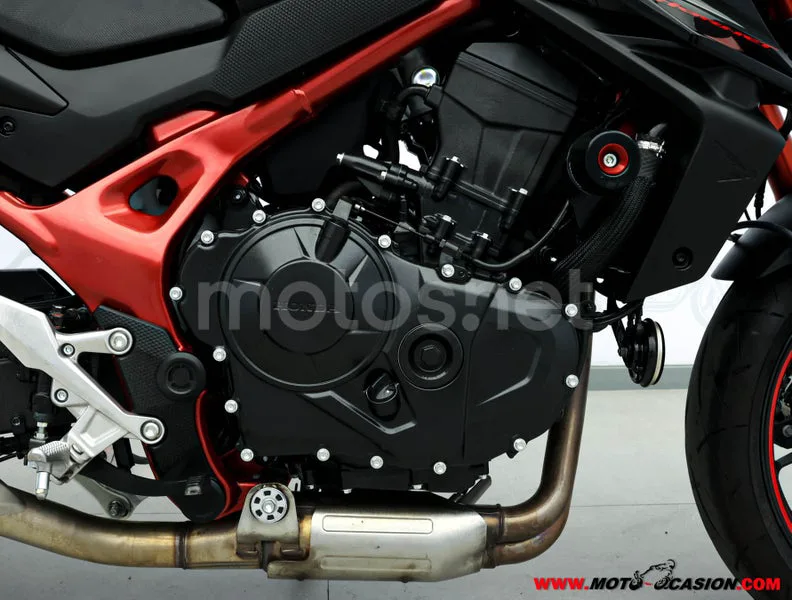 Honda CB 750 Hornet – Vista 5