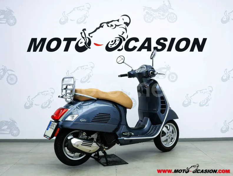 Vespa GTS 125 – Vista 3