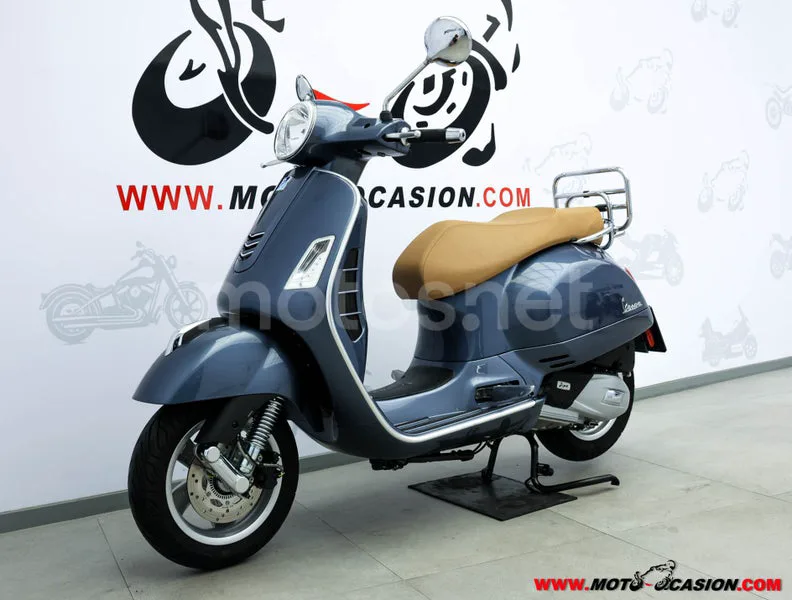 Vespa GTS 125 – Vista 8