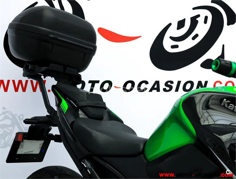 Kawasaki Z900 – Vista 11