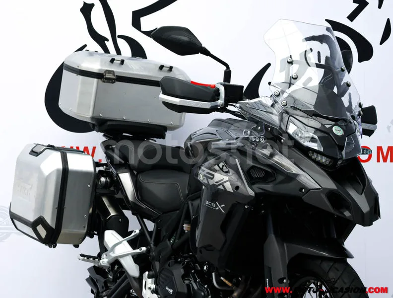 Benelli TRK 502 – Vista 4