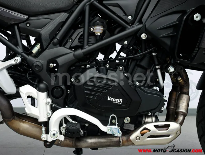 Benelli TRK 502 – Vista 5