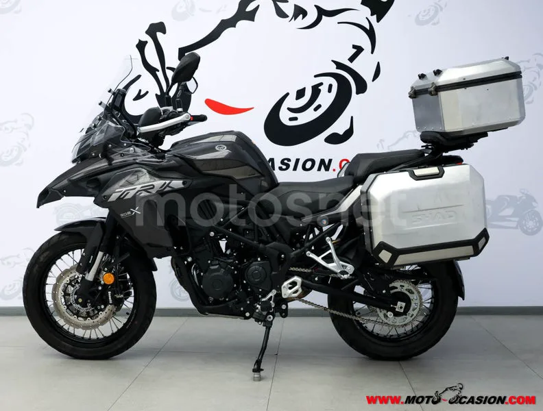 Benelli TRK 502 – Vista 7