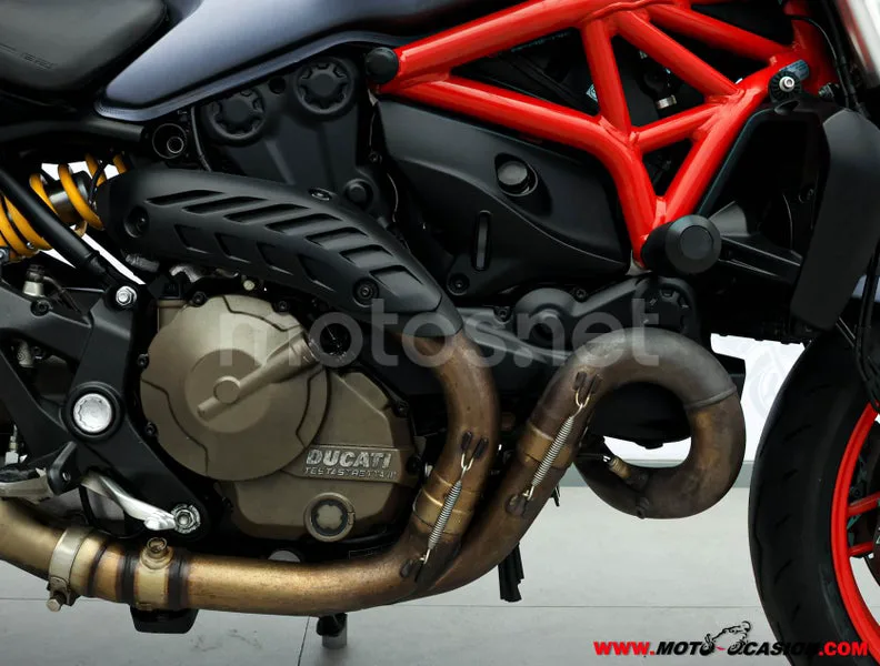 Ducati Monster 821 – Vista 5