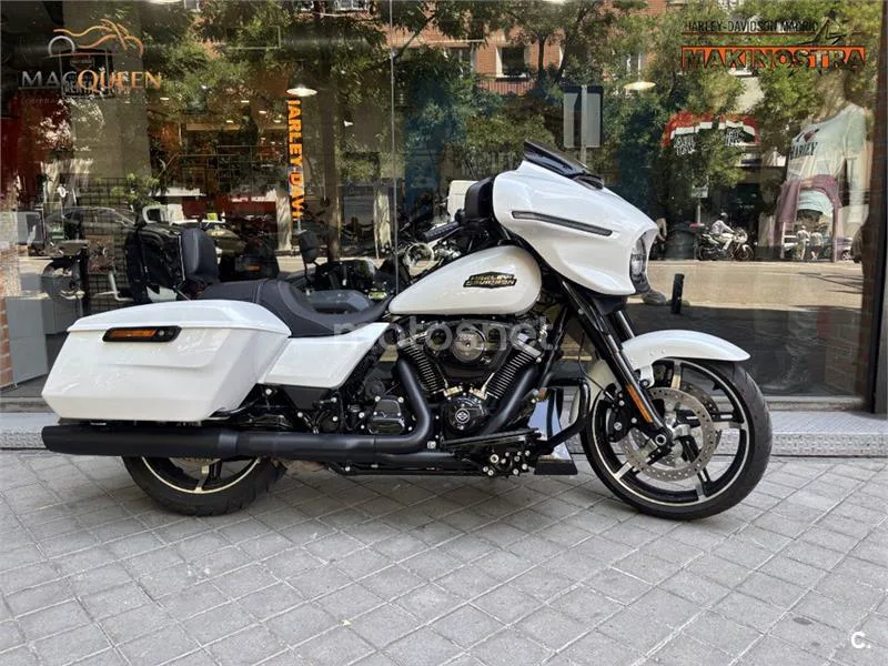 Harley-Davidson Street Glide – Vista 6