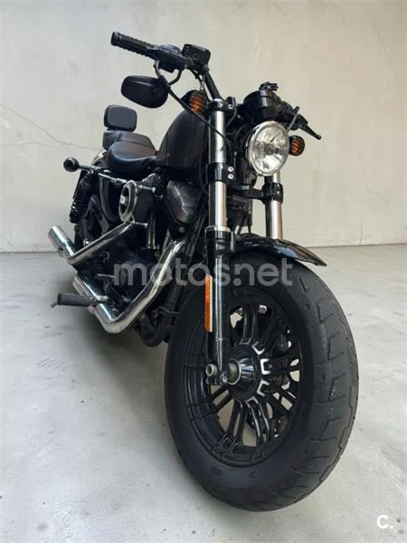 Harley-Davidson Sportster Forty-Eight – Vista 6
