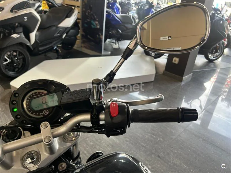 Yamaha FZ6 – Vista 11