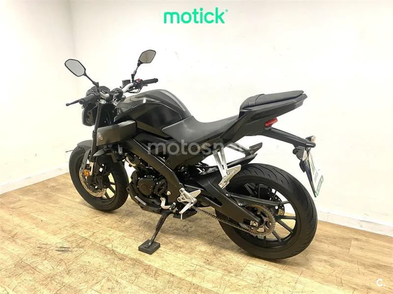 Yamaha MT-125 - Vista 9