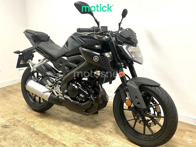 Yamaha MT-125 - Vista 10