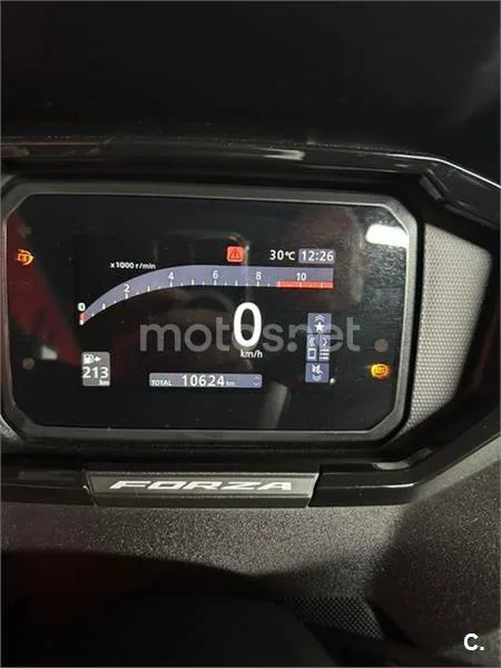 Honda Forza 350 – Vista 8