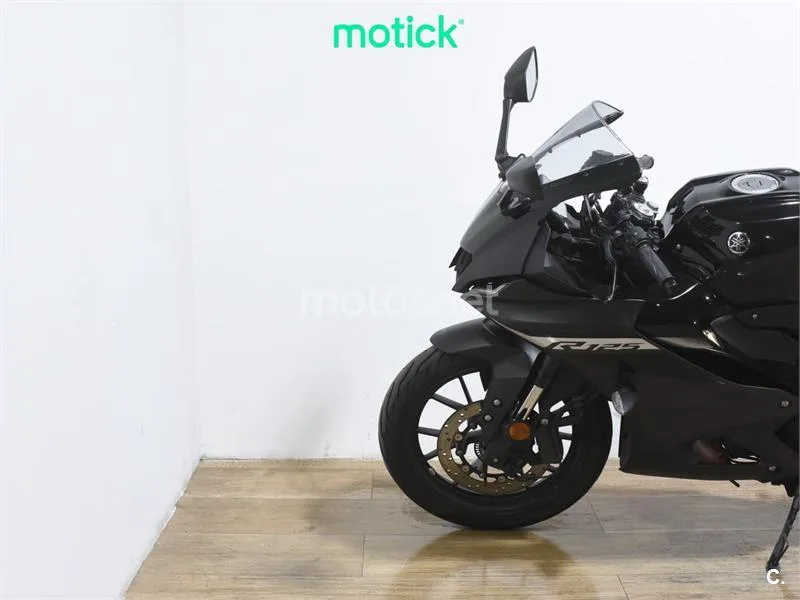 Yamaha R125 – Vista 6