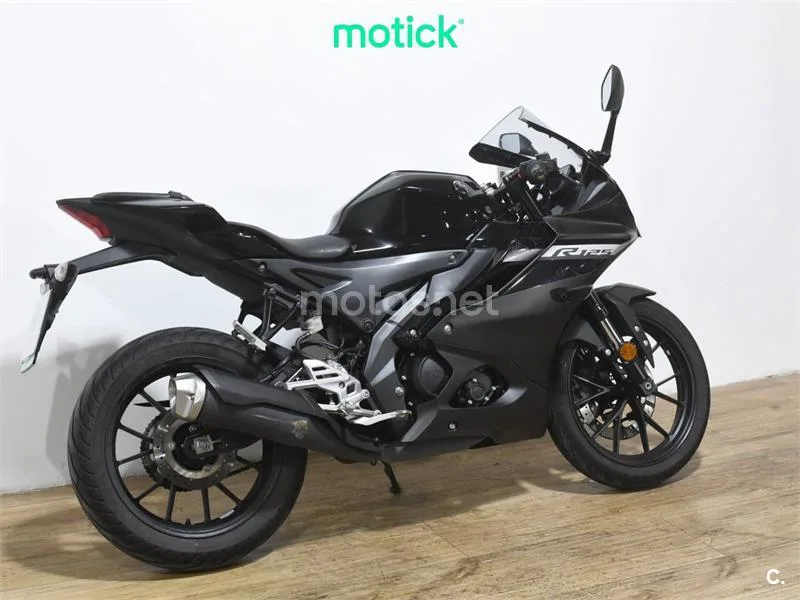 Yamaha R125 – Vista 8