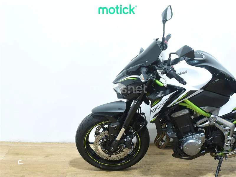 Kawasaki Z900 – Vista 6