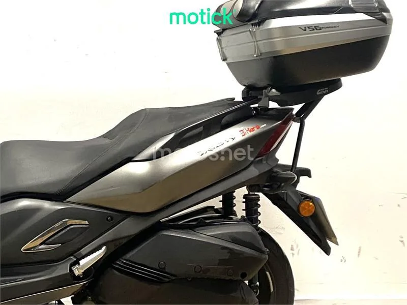 Yamaha Tricity – Vista 6