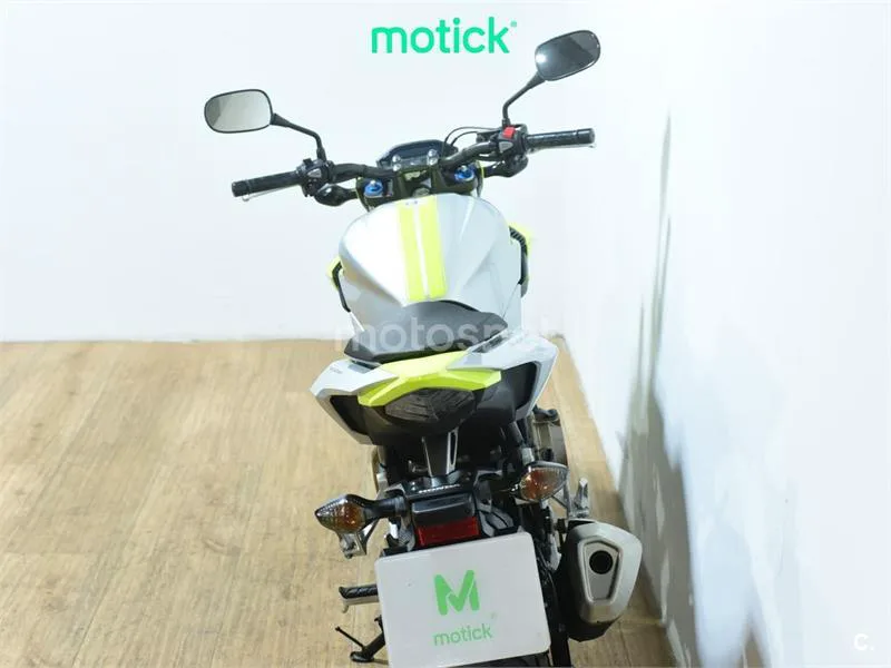 Honda CB 500 F – Vista 6