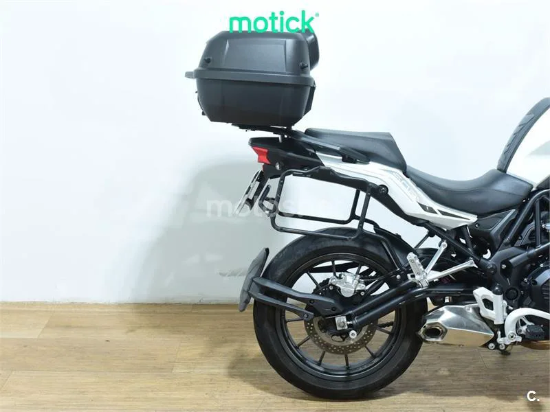 Benelli TRK 502 – Vista 3