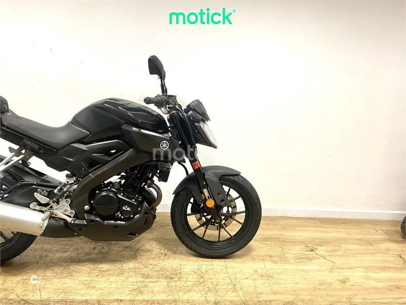 Yamaha MT-125 – Vista 4