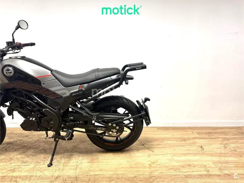 Benelli Leoncino 125 – Vista 8